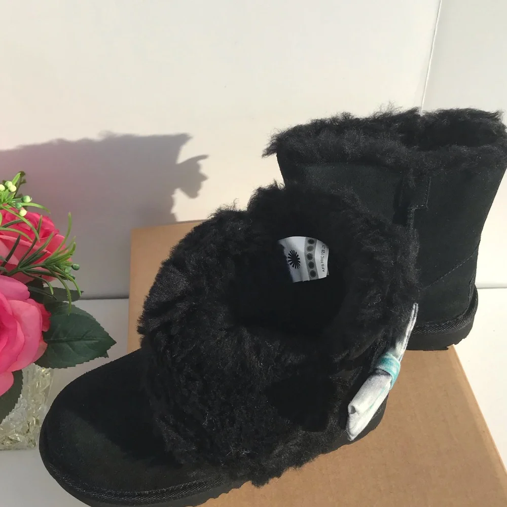 UGG Kenzie Tie Dye Bow